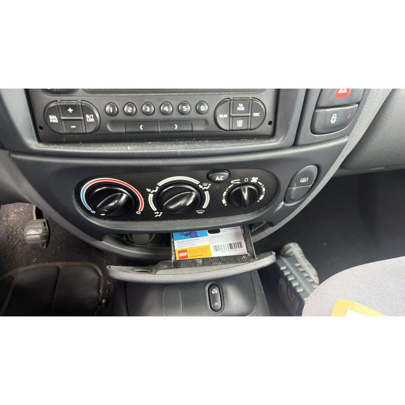 Serrure avant droit RENAULT MEGANE 1 Photo n°12