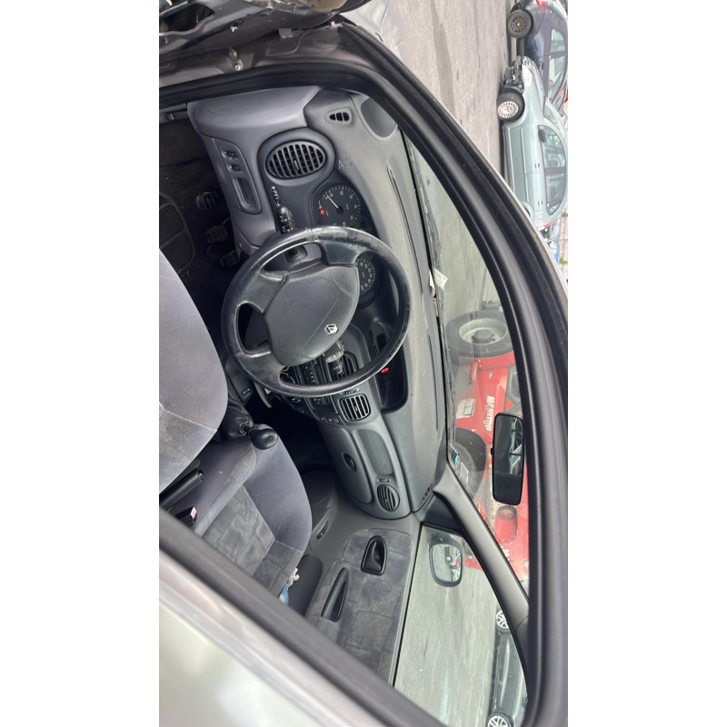 Serrure avant droit RENAULT MEGANE 1 Photo n°14