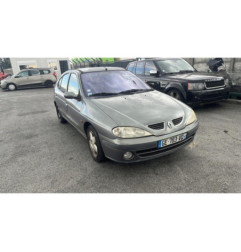 Serrure avant droit RENAULT MEGANE 1