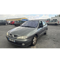 Serrure avant droit RENAULT MEGANE 1
