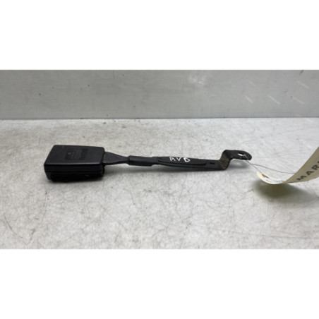 Attache ceinture avant droit VOLKSWAGEN CADDY 3