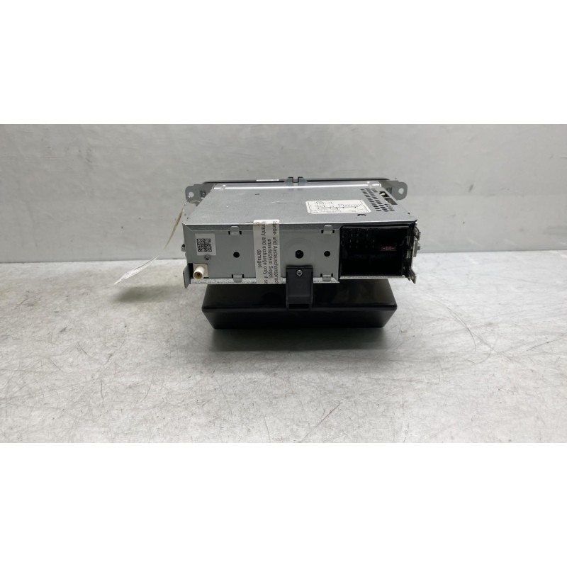 Autoradio d'origine VOLKSWAGEN CADDY 3 Photo n°3