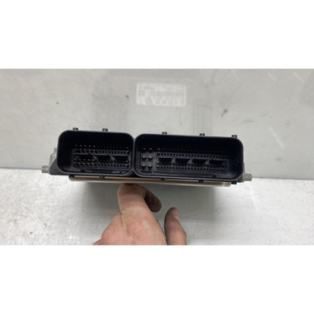 Calculateur moteur VOLKSWAGEN CADDY 3