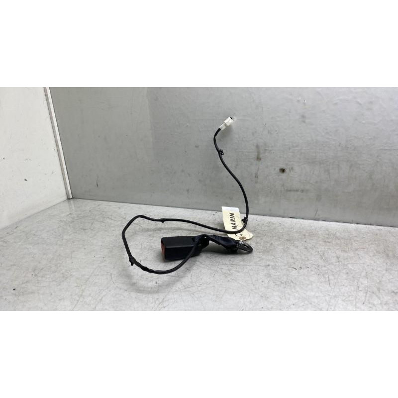 Attache ceinture arriere centrale NISSAN X-TRAIL 3 Photo n°1