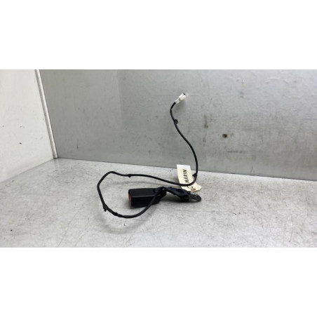Attache ceinture arriere centrale NISSAN X-TRAIL 3 Photo n°1