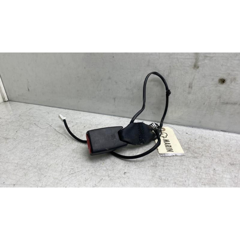 Attache ceinture arriere centrale NISSAN X-TRAIL 3 Photo n°3