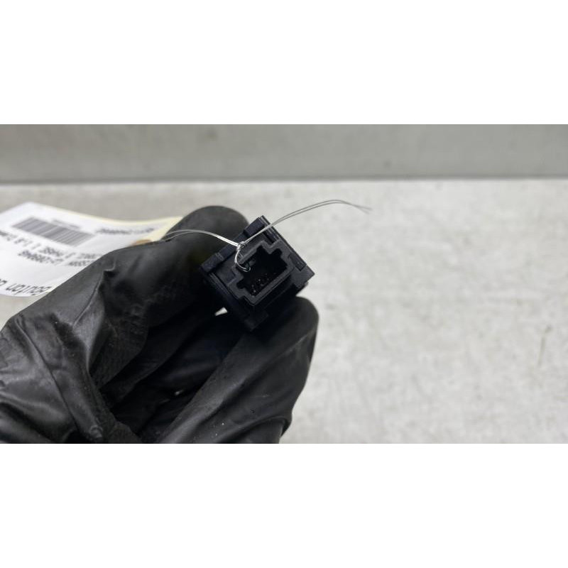 Bouton de warning NISSAN X-TRAIL 3 Photo n°3