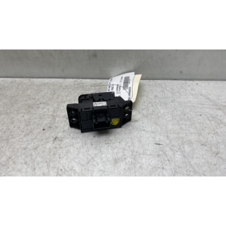 Poignee electrique frein a main NISSAN X-TRAIL 3