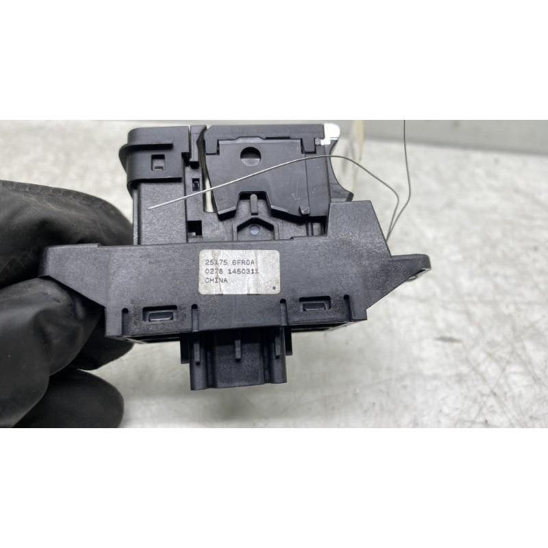 Poignee electrique frein a main NISSAN X-TRAIL 3 Photo n°5