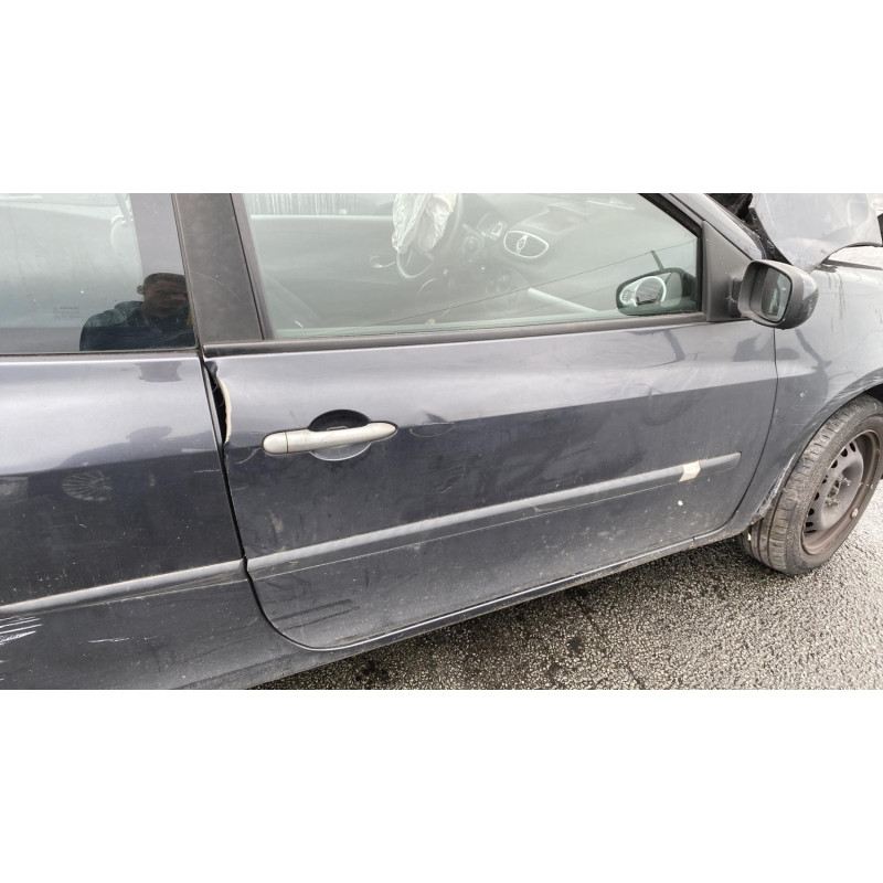 Poignee interieur avant gauche RENAULT CLIO 3 Photo n°5
