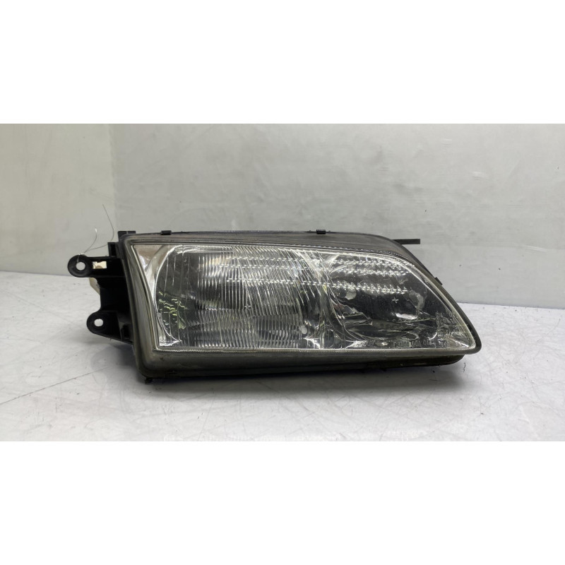 Optique avant principal droit (feux)(phare) MAZDA 626 4 Photo n°2