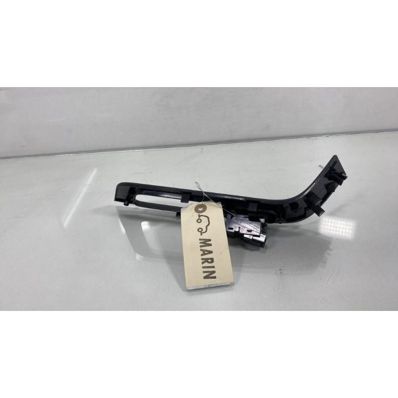 Interrupteur de leve vitre arriere droit VOLVO XC 60 1 Photo n°1