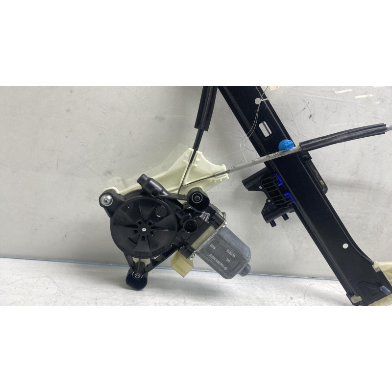 Leve vitre electrique avant gauche AUDI A3 3 Photo n°5
