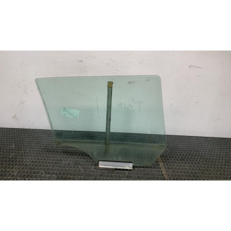 Vitre arriere gauche OPEL ASTRA H Photo n°1