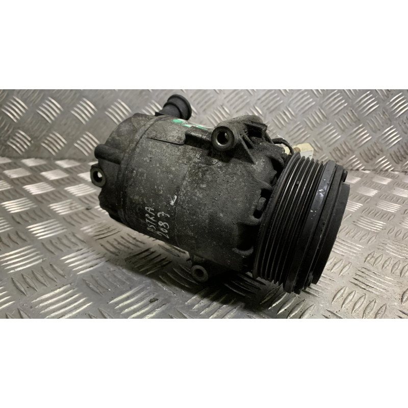 Compresseur clim OPEL ASTRA H Photo n°2