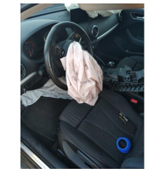 Bouton de coffre AUDI A3 3