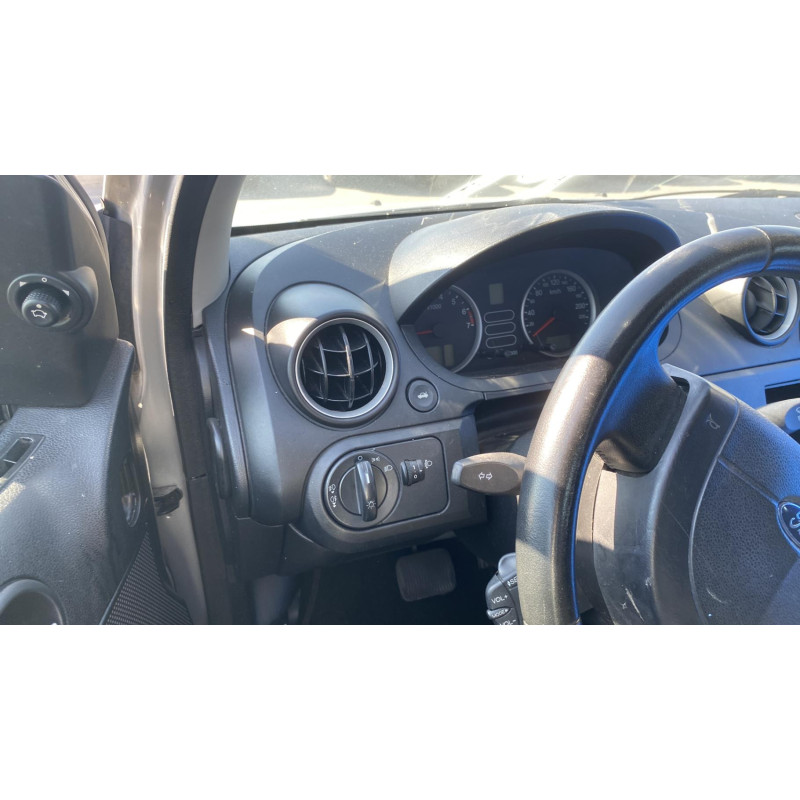 Compteur FORD FIESTA 5 Photo n°16