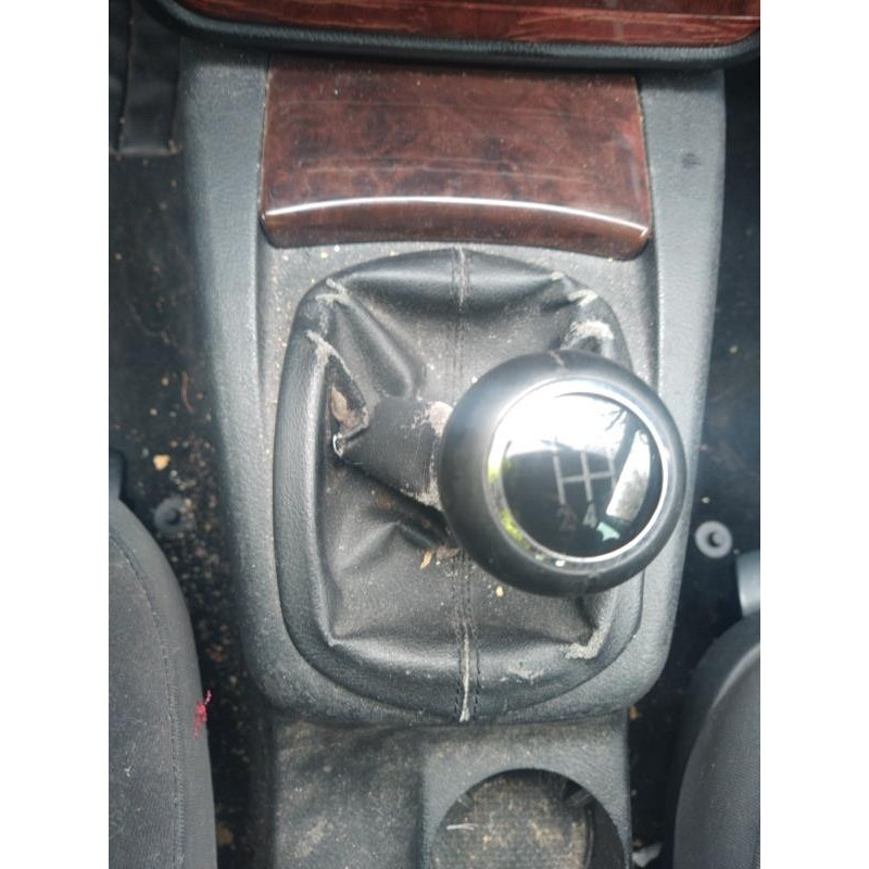 Serrure avant gauche VOLKSWAGEN PASSAT 4 Photo n°10