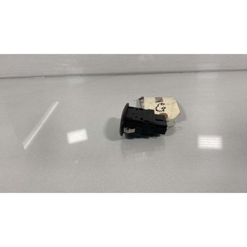 Interrupteur de leve vitre arriere droit CITROEN C3 PLURIEL Photo n°3