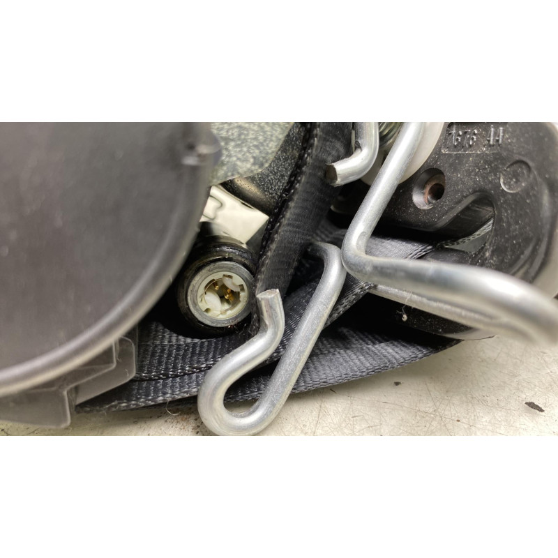 Pretensionneur de ceinture avant droit CITROEN C4 1 Photo n°4