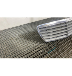 Calandre MERCEDES CLASSE E 211 Photo n°1