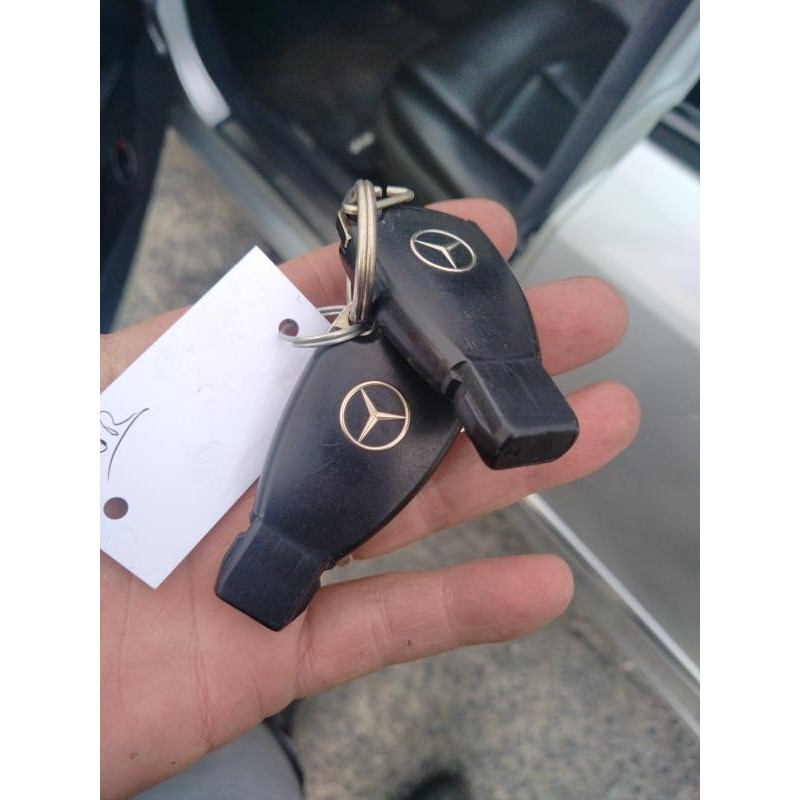Vitre arriere gauche MERCEDES CLASSE E 211 Photo n°13