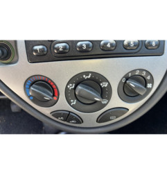 Optique avant secondaire droit (feux)(clignotant) FORD FOCUS 1