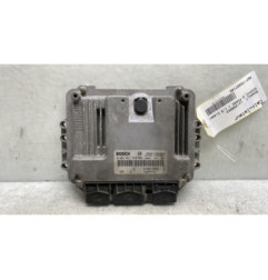 Calculateur moteur RENAULT SCENIC 2 Photo n°1