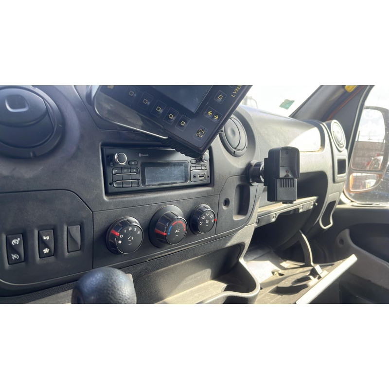 Moteur essuie glace avant RENAULT MASTER 3 Photo n°8