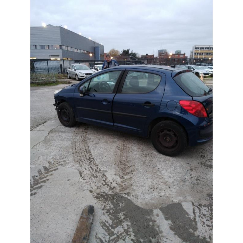 Pretensionneur de ceinture avant droit PEUGEOT 207 Photo n°8