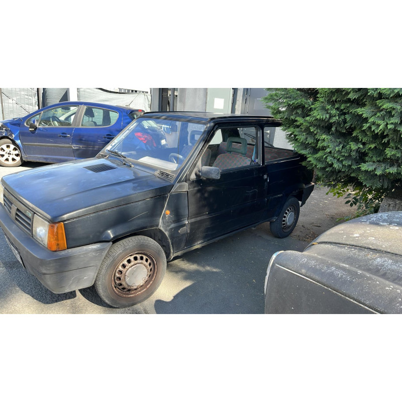 Pare choc arriere FIAT PANDA 1 Photo n°16