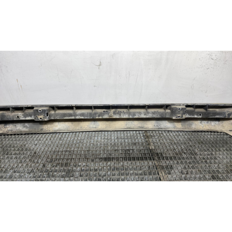 Pare choc arriere CITROEN JUMPY 1 Photo n°4