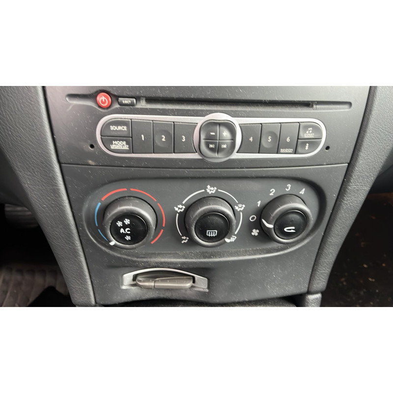 Pare choc arriere RENAULT LAGUNA 2 Photo n°18