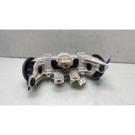 Commande chauffage TOYOTA AYGO 1 Photo n°1