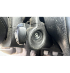 Pretensionneur de ceinture avant droit PEUGEOT 206