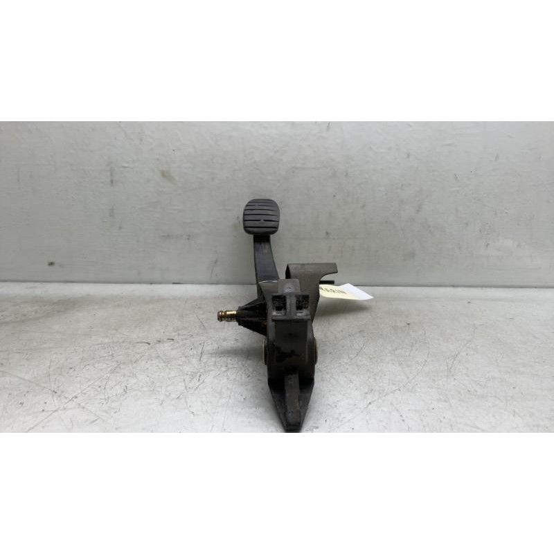 Pedale d'embrayage RENAULT SCENIC 2 Photo n°1