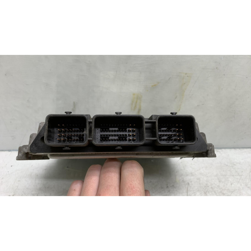 Calculateur moteur RENAULT SCENIC 2 Photo n°3