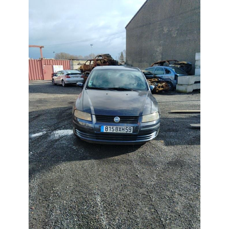 Calandre FIAT STILO Photo n°11