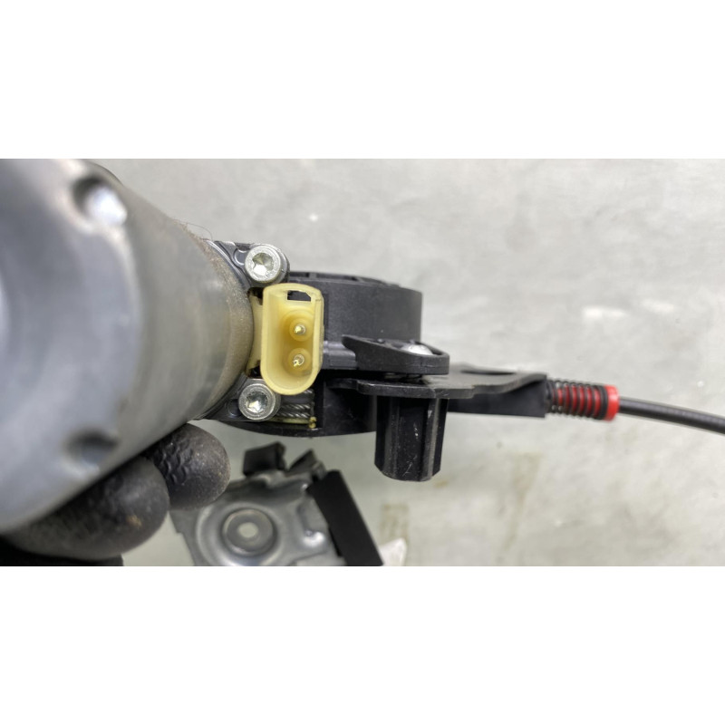 Leve vitre electrique avant droit FORD FUSION Photo n°4