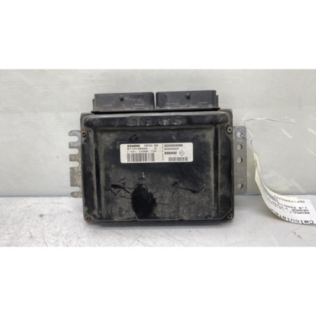 Calculateur moteur RENAULT MEGANE 1 Photo n°1