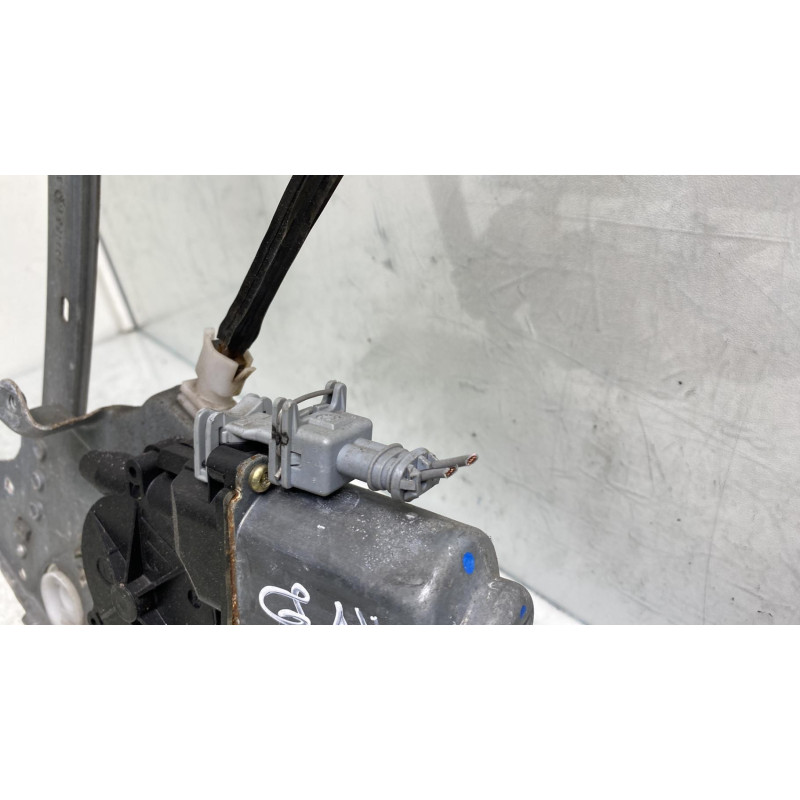 Leve vitre electrique avant droit ROVER 75 Photo n°7
