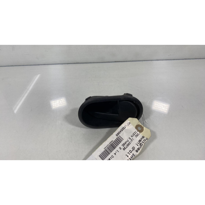 Poignee interieur avant droit FORD FIESTA 5 Photo n°3