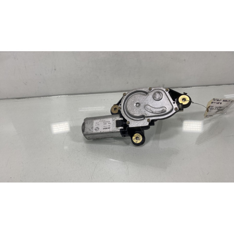Moteur essuie glace arriere FIAT PUNTO 2 Photo n°2