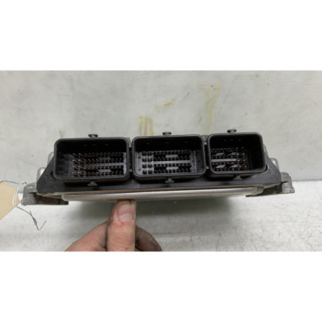 Calculateur moteur RENAULT MEGANE 3