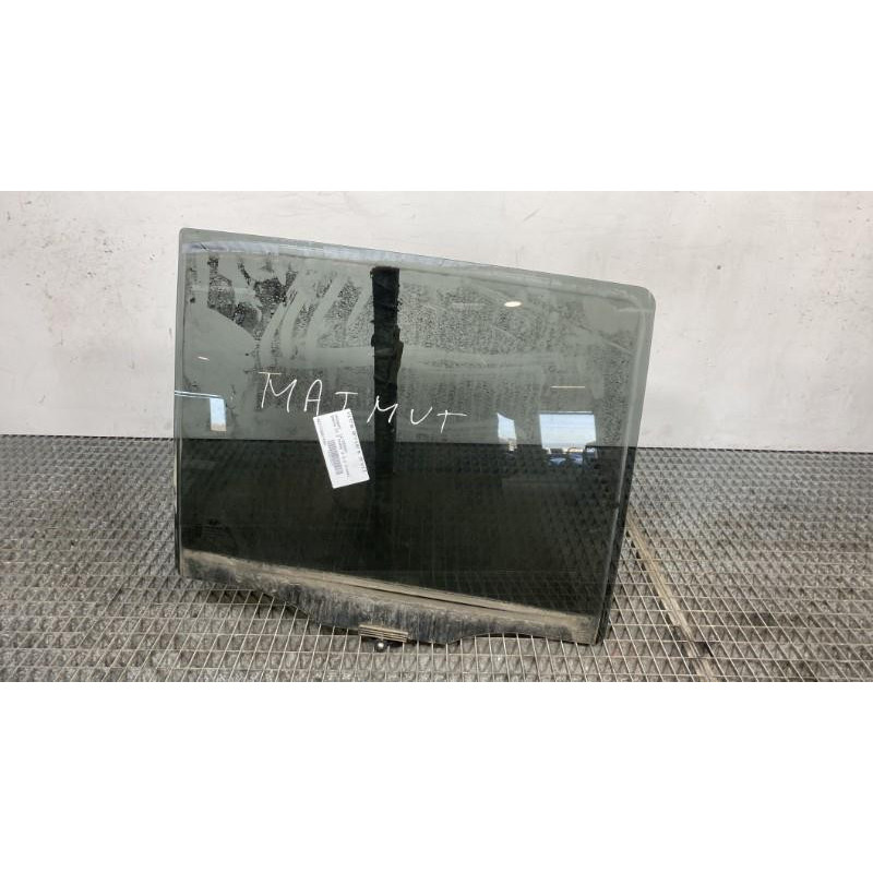 Vitre arriere droit HYUNDAI SANTA FE 2 Photo n°2