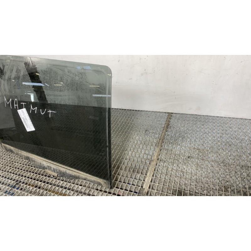 Vitre arriere droit HYUNDAI SANTA FE 2 Photo n°4