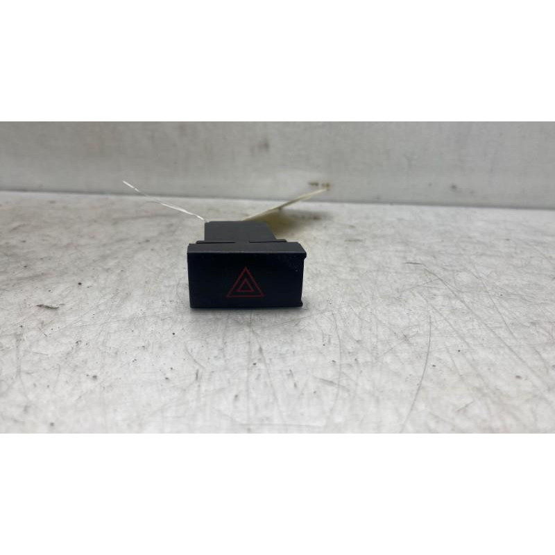 Bouton de warning HYUNDAI SANTA FE 2 Photo n°2