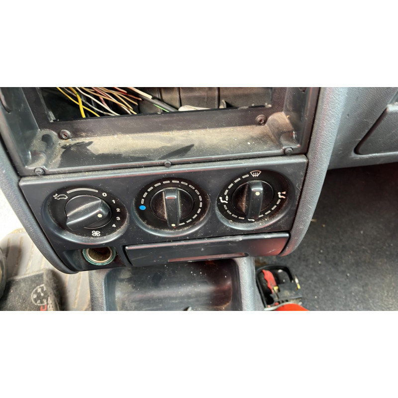 Bras essuie glace arriere CITROEN BERLINGO 1 Photo n°8