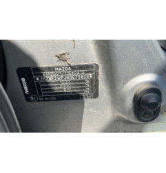 Vitre avant gauche MAZDA 2 1