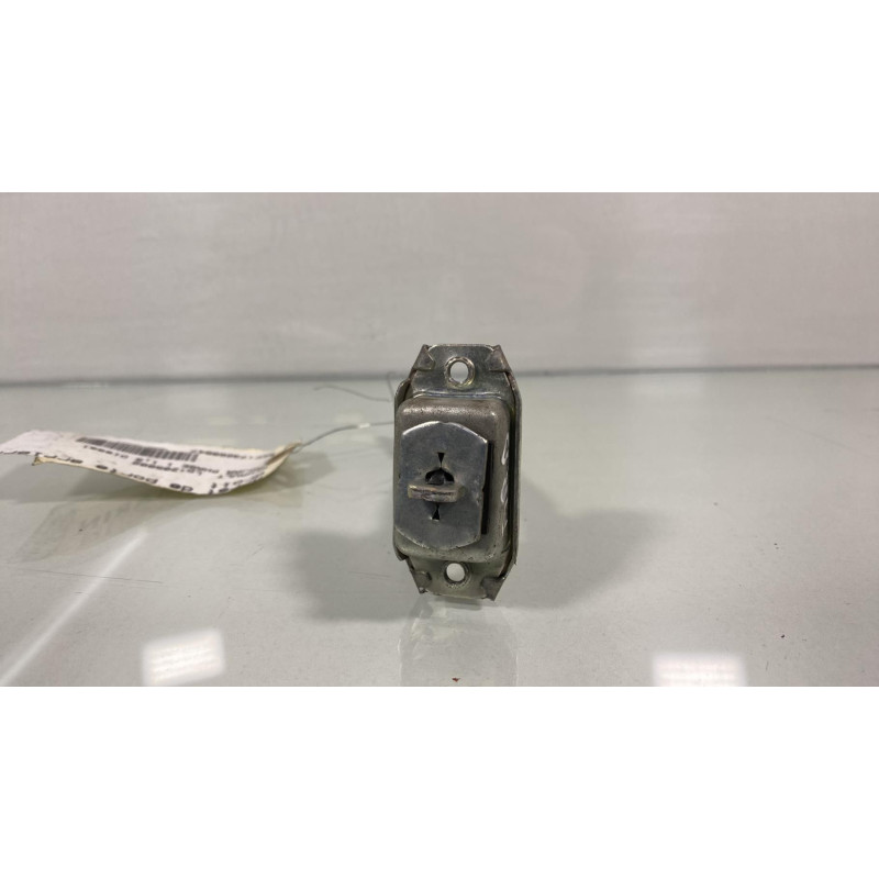 Arret de porte arriere droit RENAULT KADJAR Photo n°1